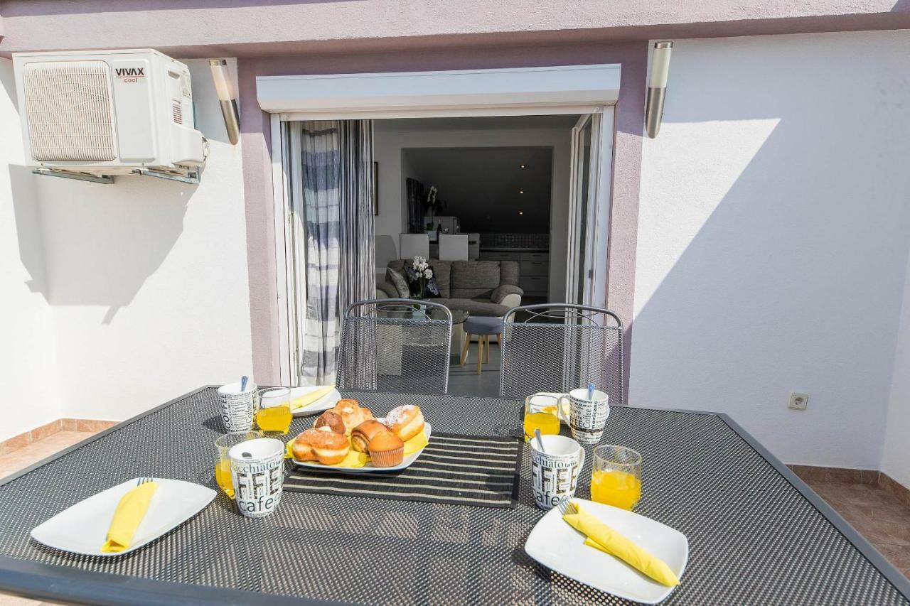 Apartmani Jordanka Crikvenica Exteriör bild