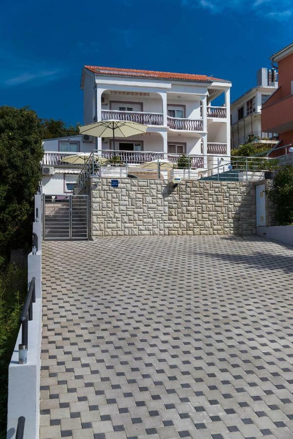 Apartmani Jordanka Crikvenica Exteriör bild