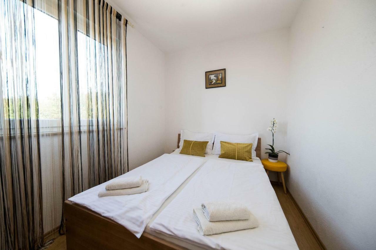 Apartmani Jordanka Crikvenica Exteriör bild